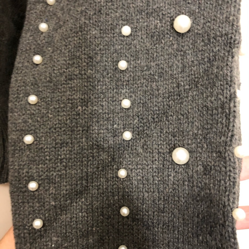 🔹Last 1🔹Sweater w/ Pearl Beads & Lantern Sleeves - Picture 7 of 8